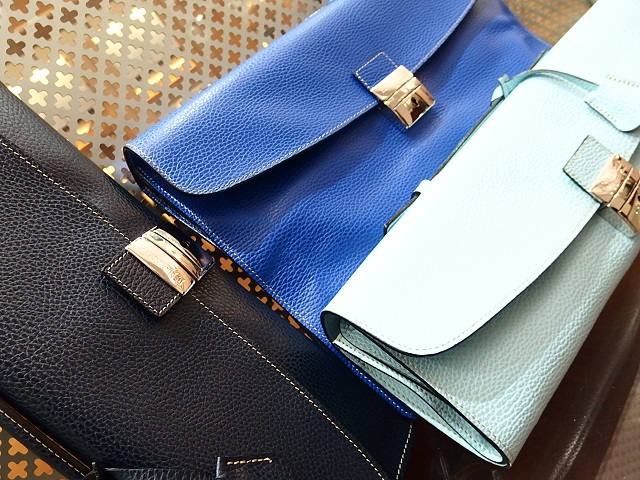 マリネッラ ナポリ 東京ミッドタウン ／ 折り畳み式ブリーフケース  