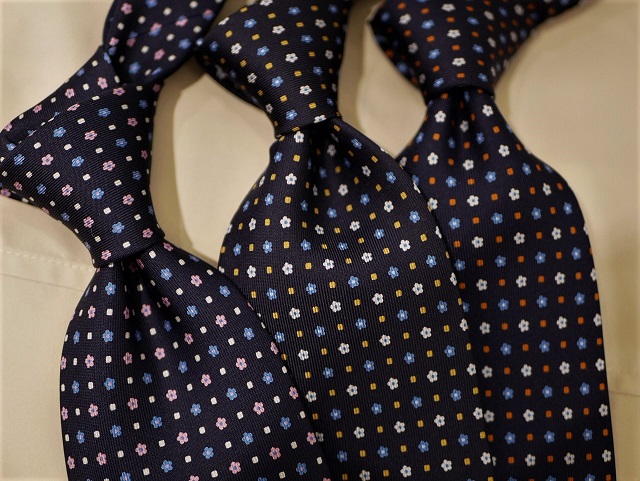 マリネッラ ナポリ 丸の内 / ネクタイ入荷 】ナポリよりセッテピエゲ小  